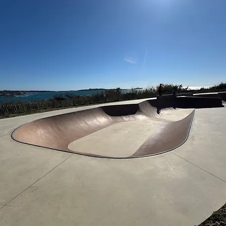 T3 Six Fours Les Plages Parking Prive 600m *